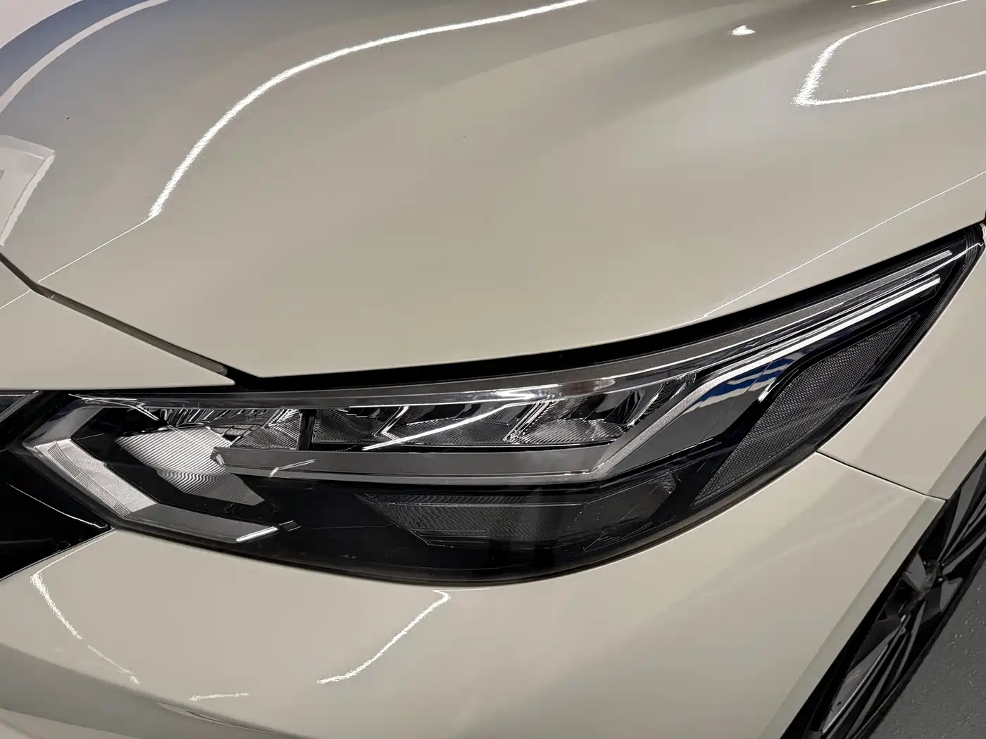 Фото 23 - Nissan Sylphy