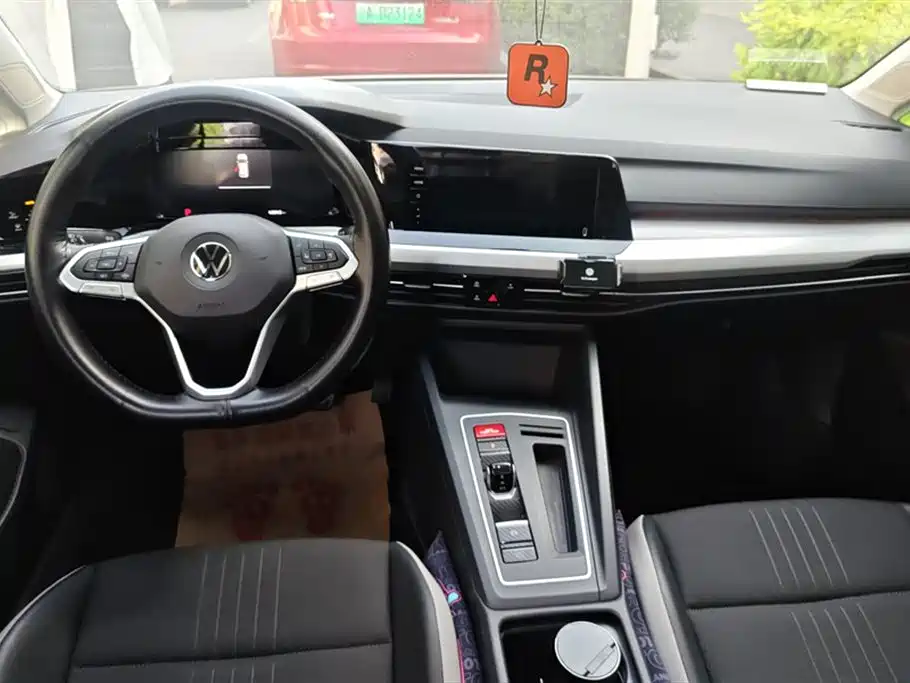 Volkswagen Golf 2023 280TSI DSG Pro фото 12