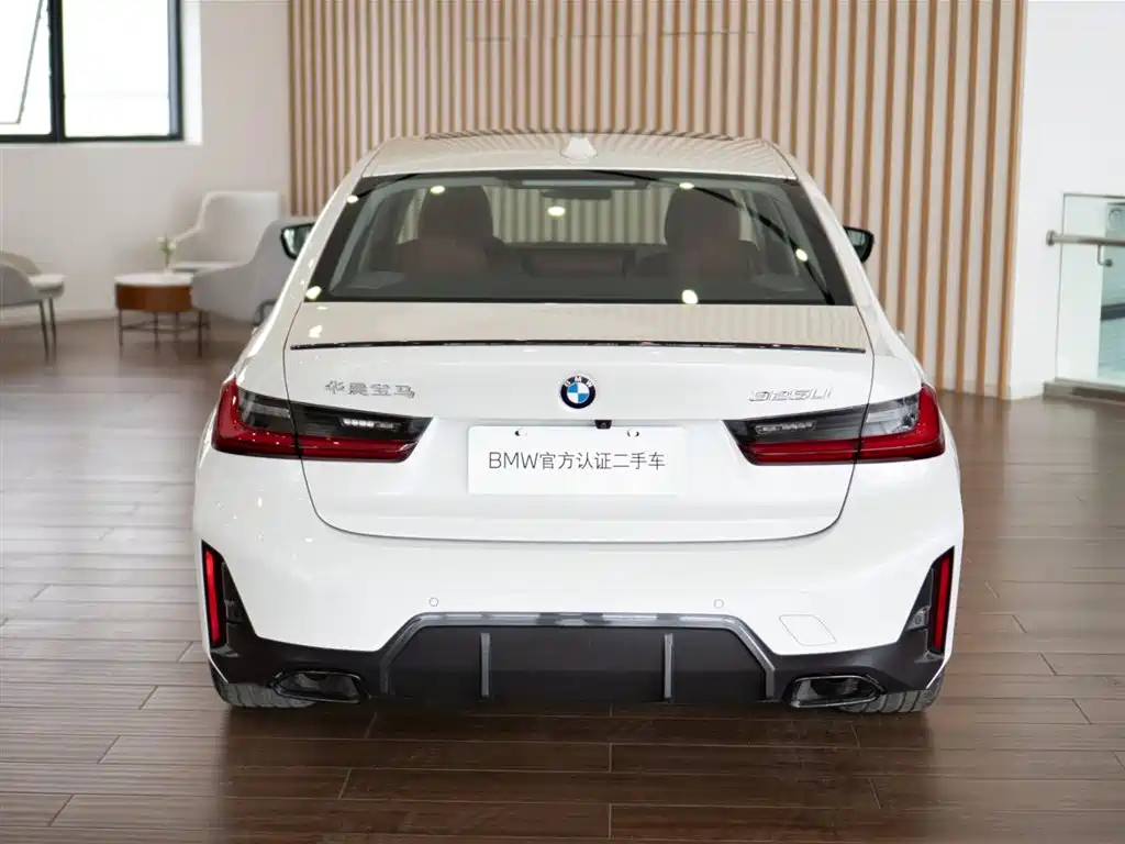 BMW 3 Series 2023 325Li M Sport Black Night Package фото 7