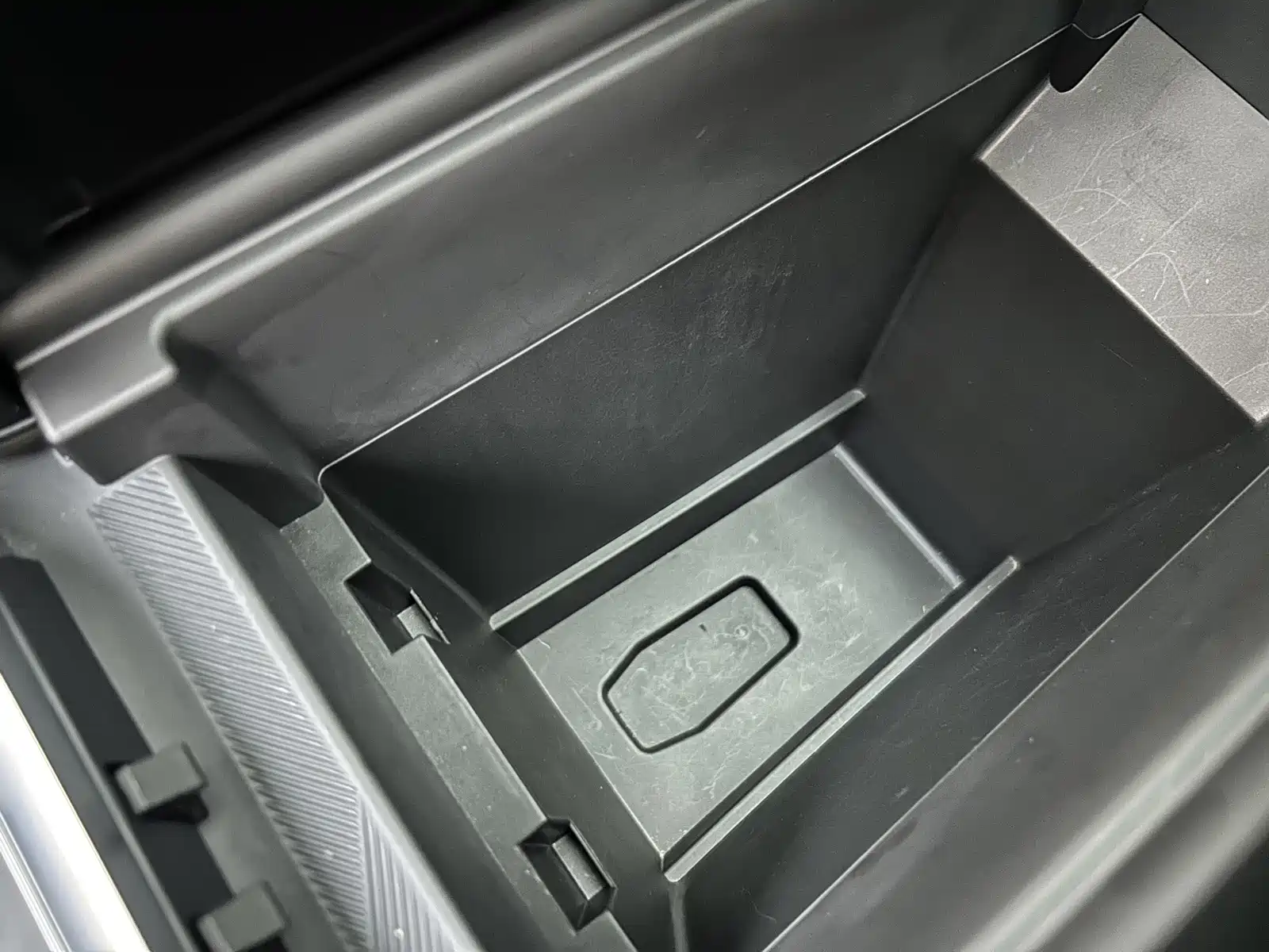 Фото 28 - Ford Edge