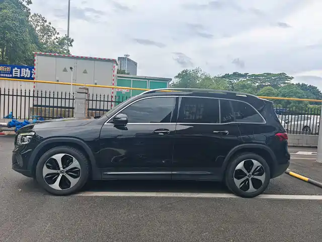 Mercedes-Benz GLB 2023 GLB 220 Style — фото 3