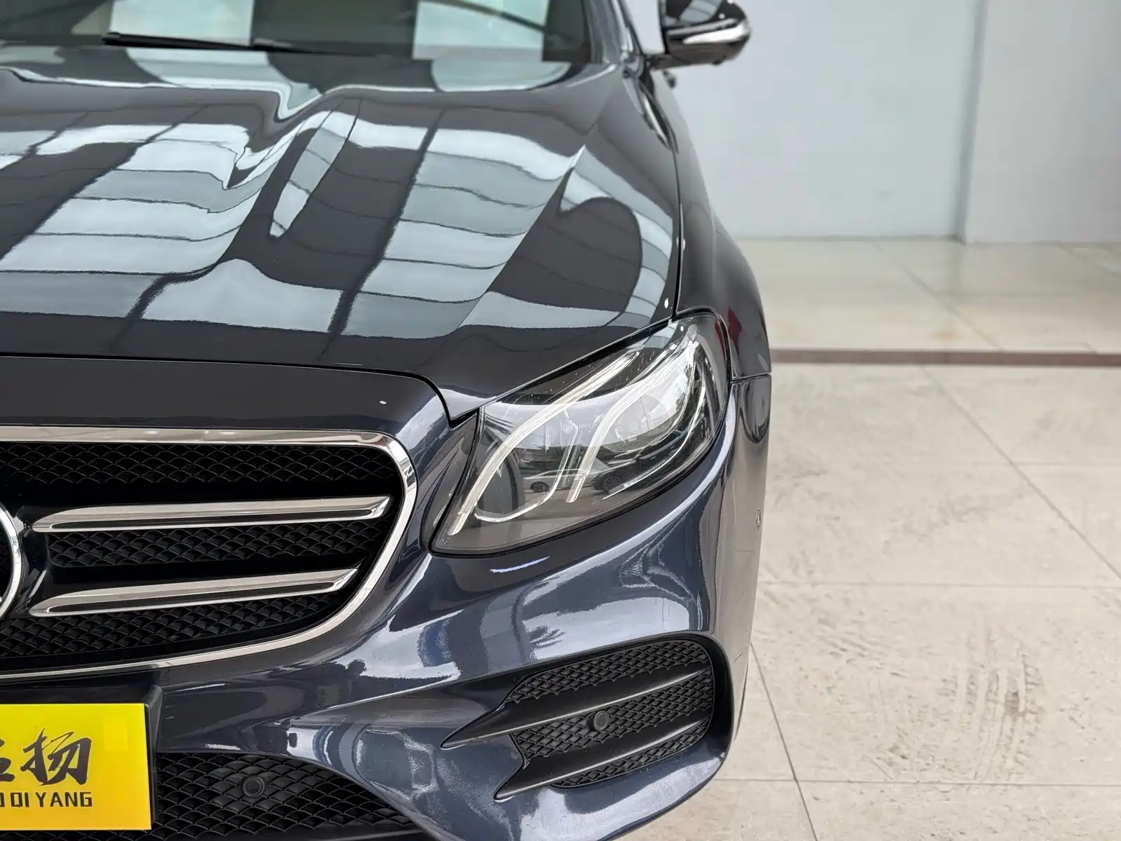 Photo 4 - Mercedes-Benz E-Class