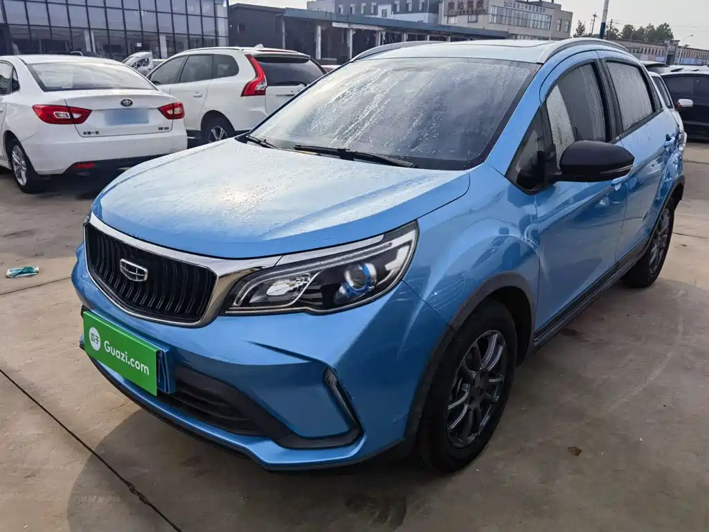Фото 2 - Geely Vision X3