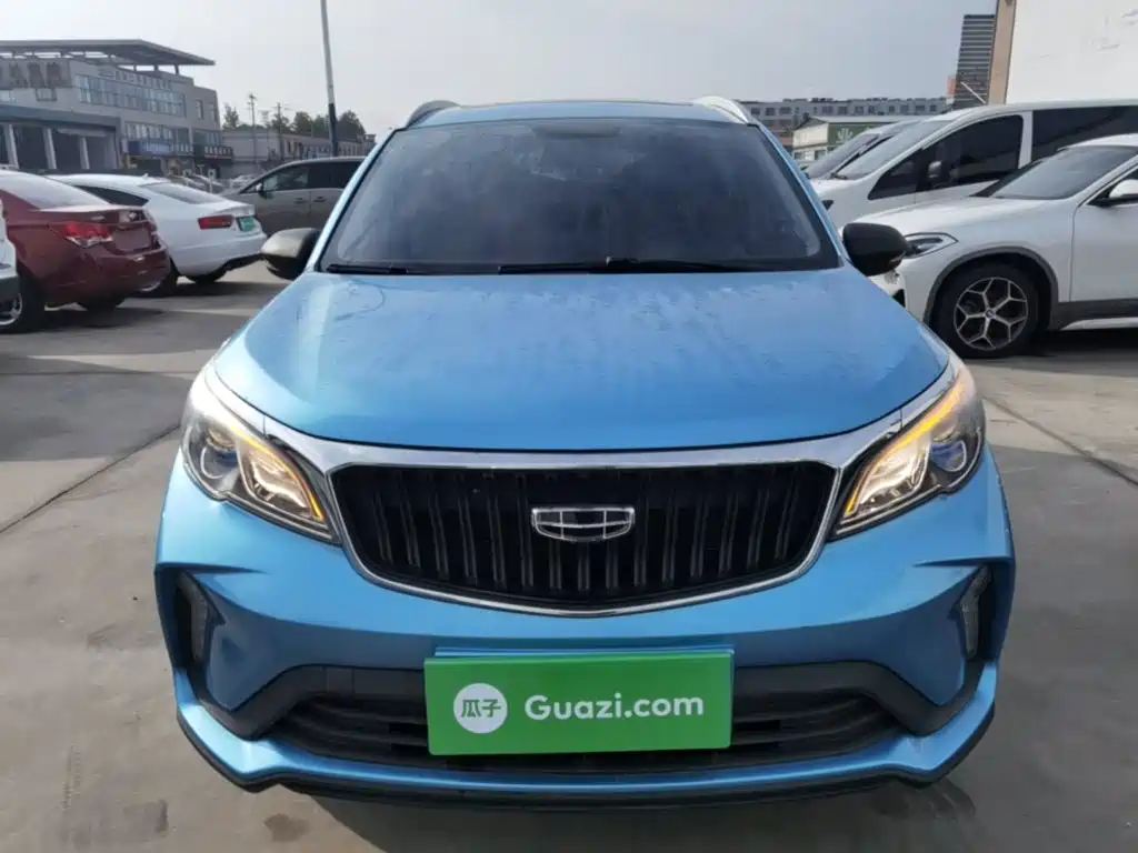 Фото 3 - Geely Vision X3