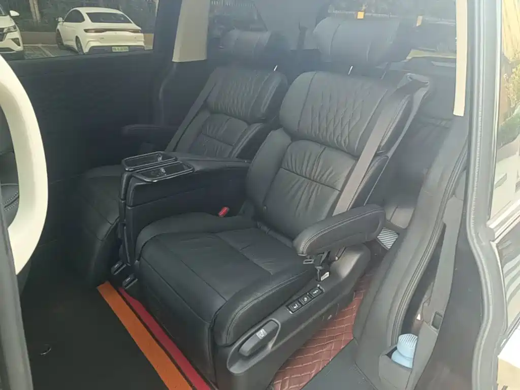 Honda Elysion 2024 2024 2.0L e:HEV Luxury Edition