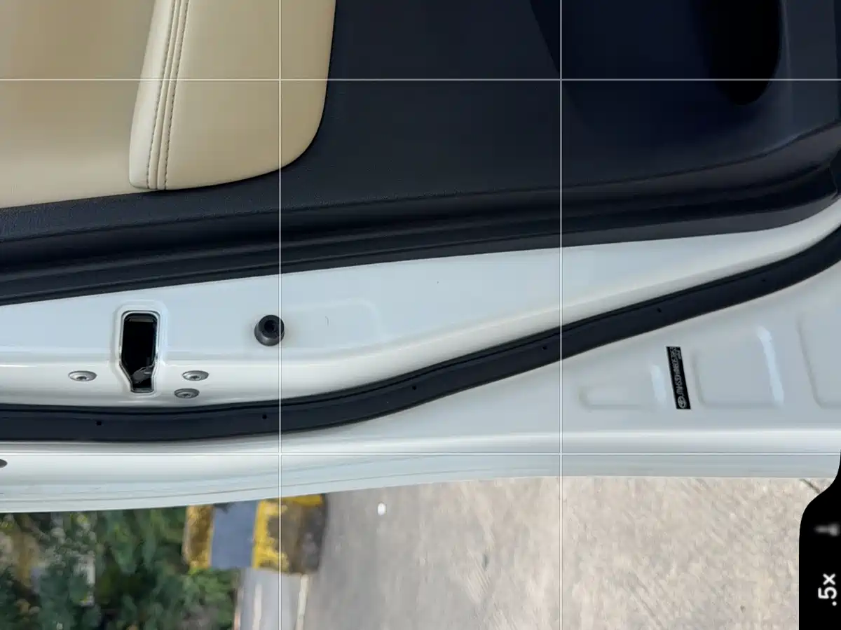 Toyota Alphard 2021 Hybrid 2.5L Luxury фото 5