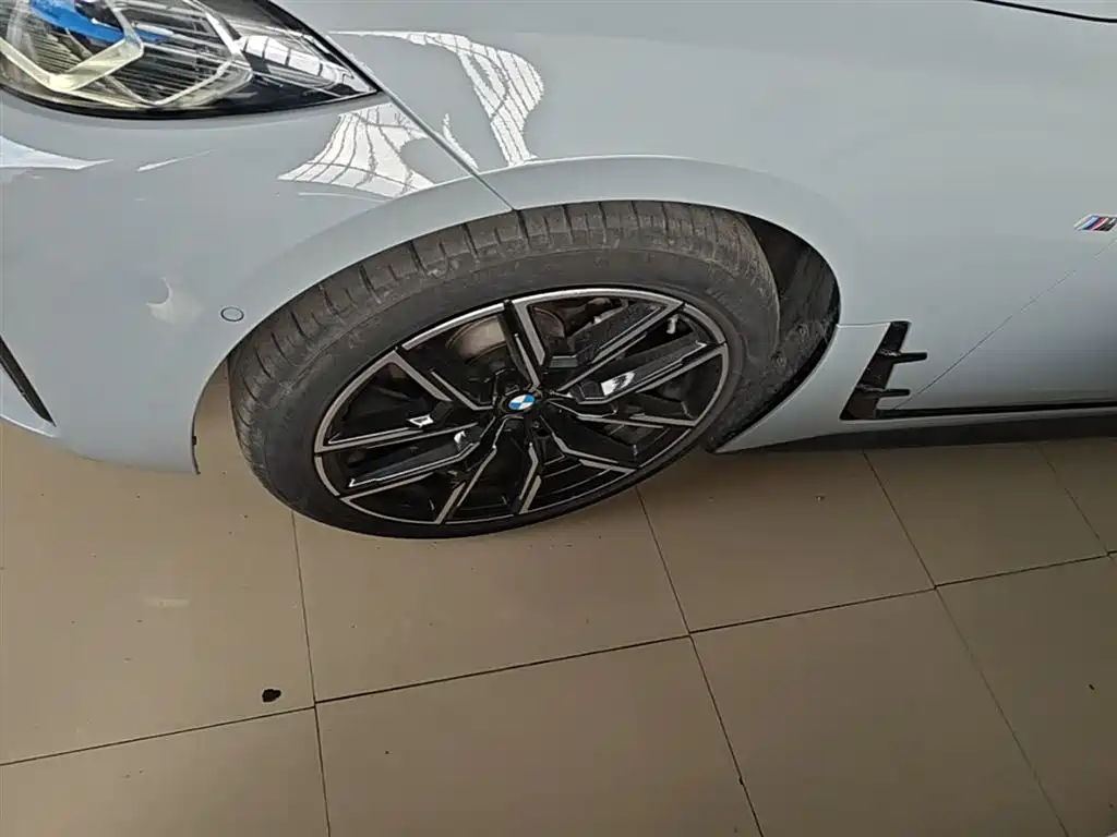 BMW 4 Series 2023 425i Gran Coupe M Sport Shadowline Package фото 23