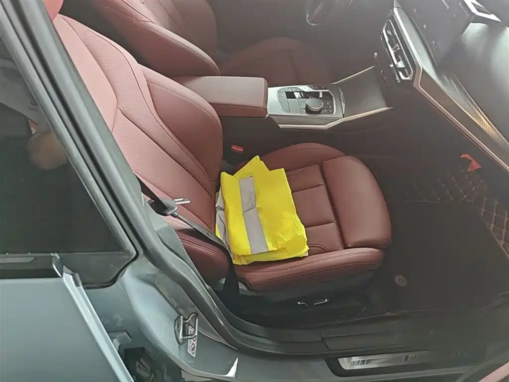 BMW 4 Series 2023 425i Gran Coupe M Sport Shadowline Package фото 25