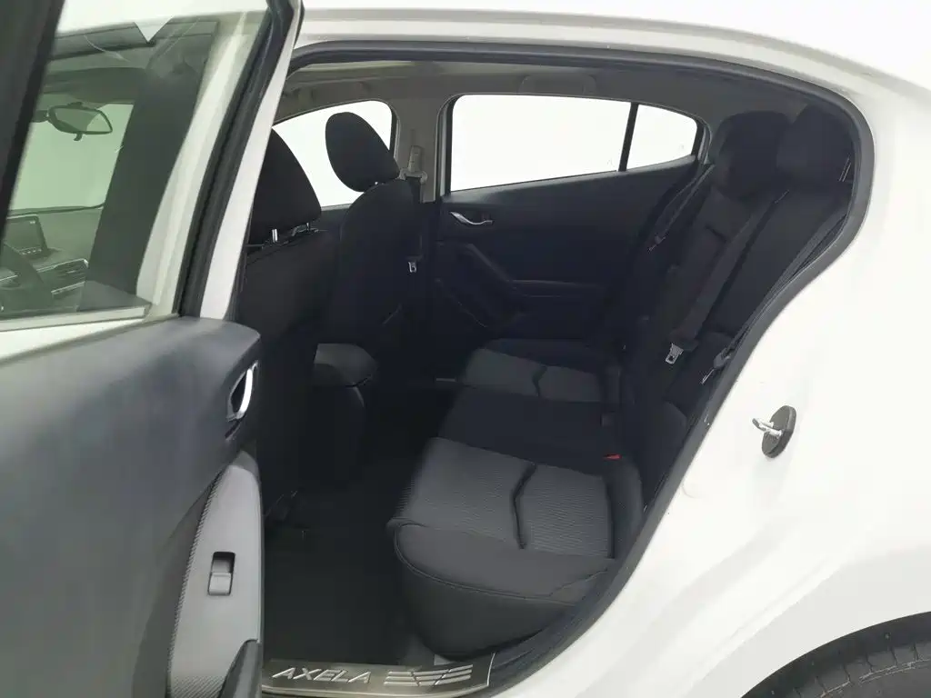 Photo 15 - Mazda Mazda 3