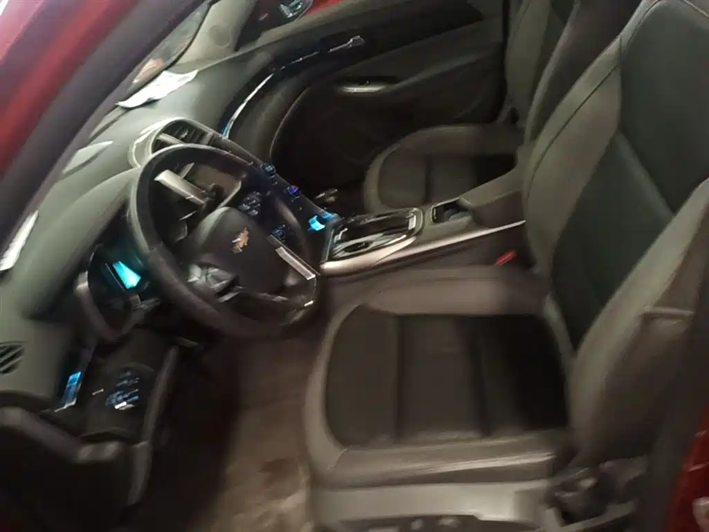 Chevrolet Malibu 2013 2.0L Automatic Luxury Edition фото 15