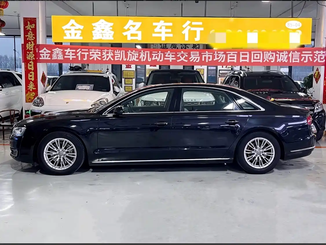 Audi A8 2014 A8L 45 TFSI quattro Comfort фото 4