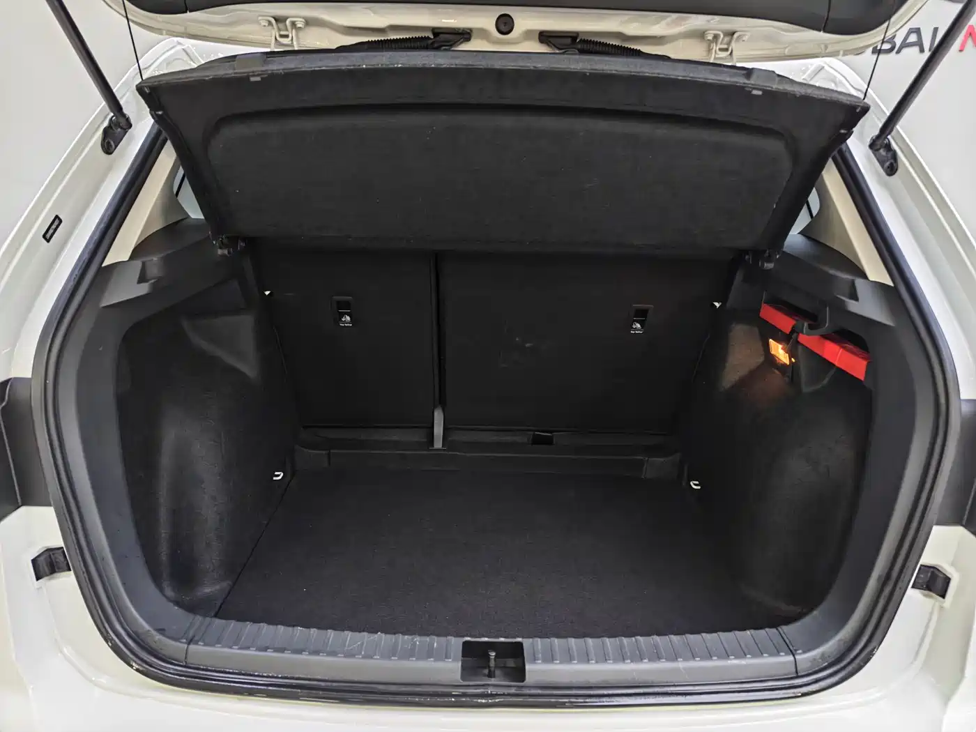 Volkswagen Tharu 2022 280TSI FWD Luxury Edition фото 14
