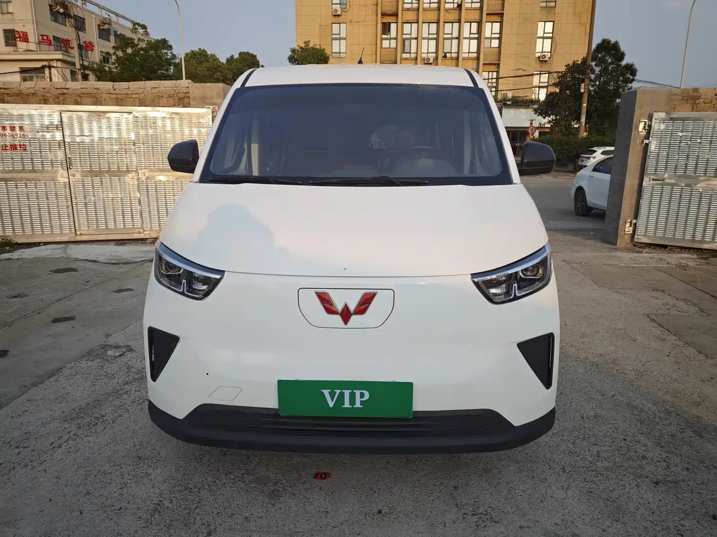 Wuling Motors Wuling Yangguang 2024 2024 300KM Comfort Bus Version 75kW