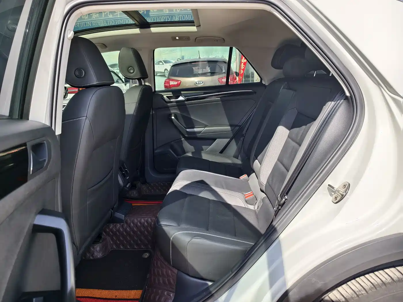 Volkswagen T-ROC 2022 280TSI DSG 2WD Comfort PLUS фото 15
