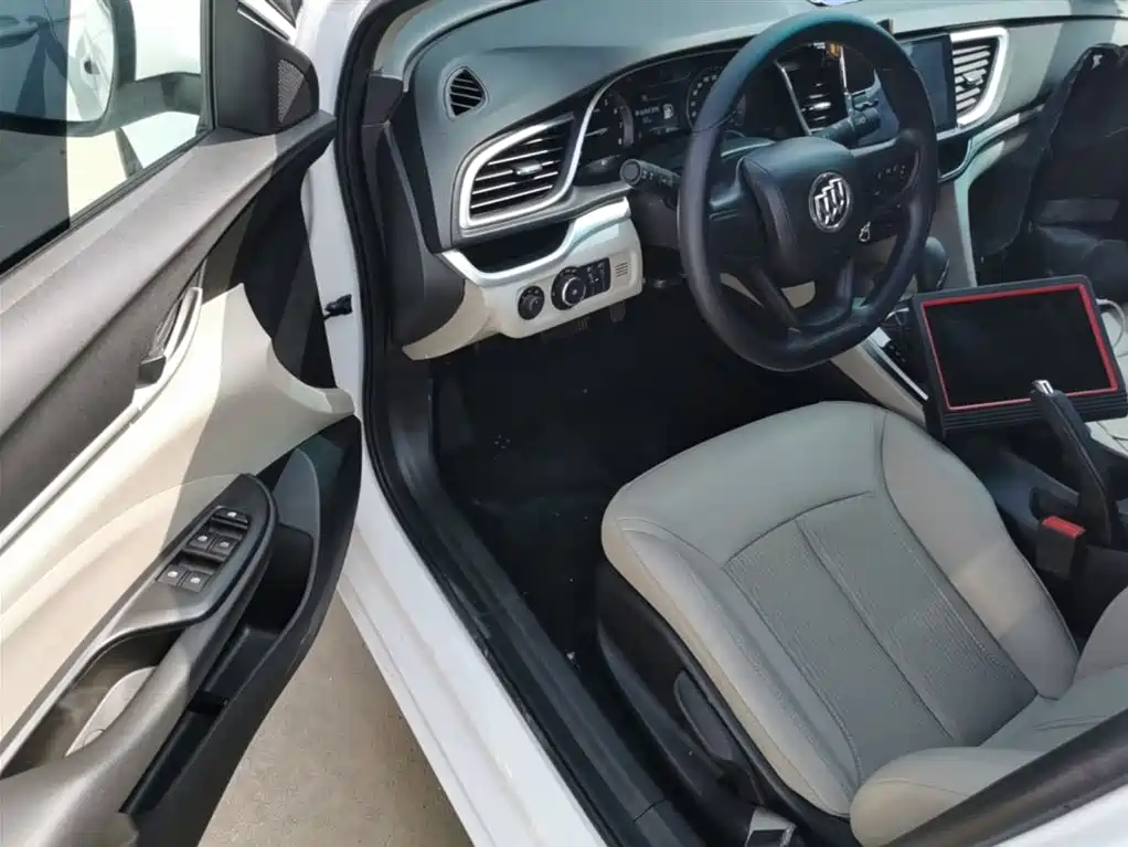 Buick Excelle 2017 15N Automatic Elite фото 16