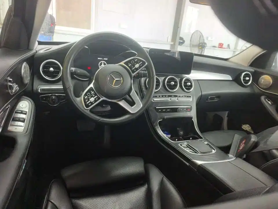 Фото 6 - Mercedes-Benz C-Class