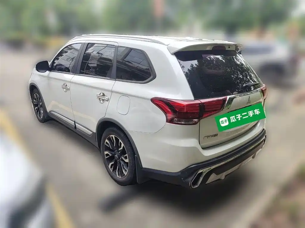 Mitsubishi Outlander 2019 2.0L 2WD Enjoy 5-Seater China VI фото 25