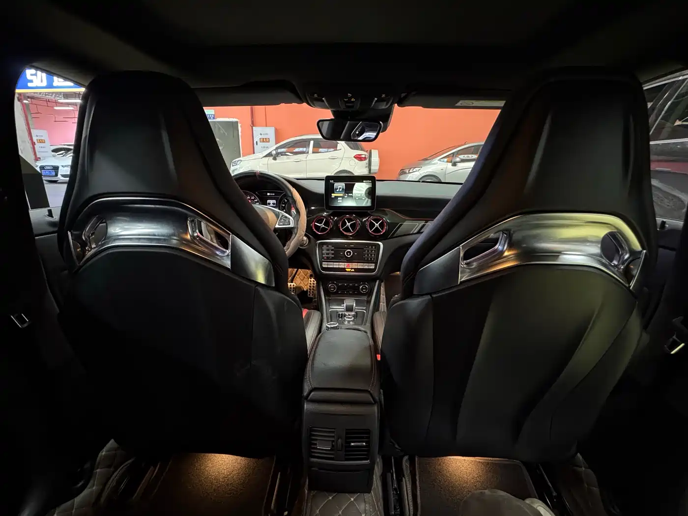 Mercedes-Benz CLA AMG 2017 Facelift AMG CLA 45 4MATIC фото 24