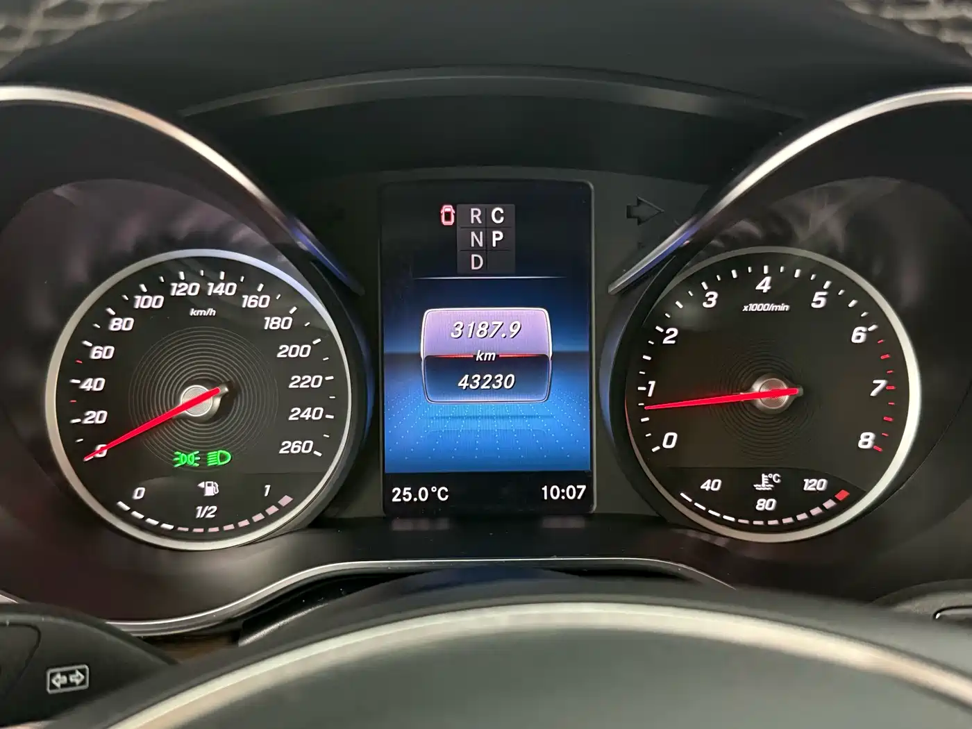 Mercedes-Benz V-Class 2021 V 260 Premium Edition фото 8