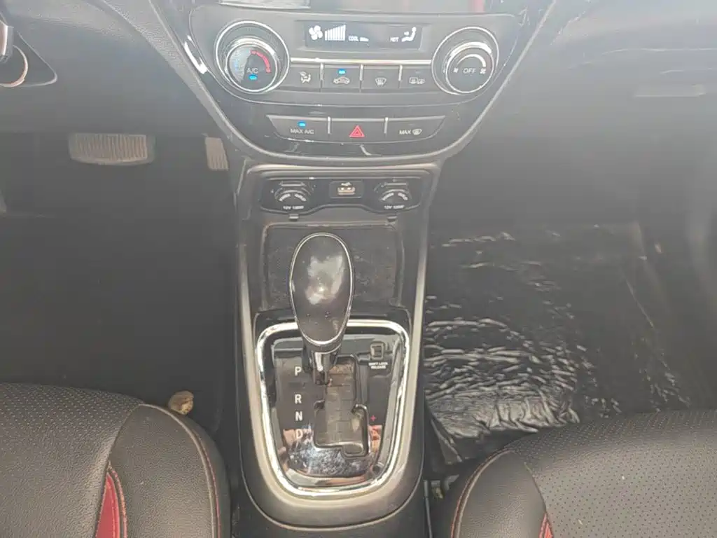 Changan CS15 2018 2016 1.5L Automatic Fashion