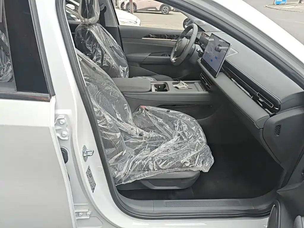 Wuling Motors Wuling Xingguang 2026 2025 150km Smart Advanced
