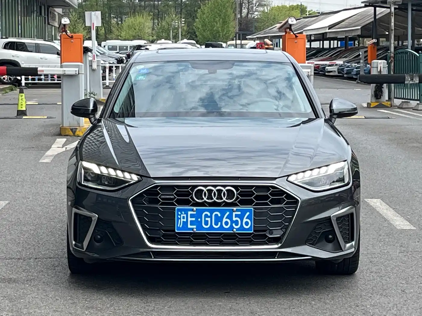 Audi A4L 2022 40 TFSI Luxury Elegance фото 2