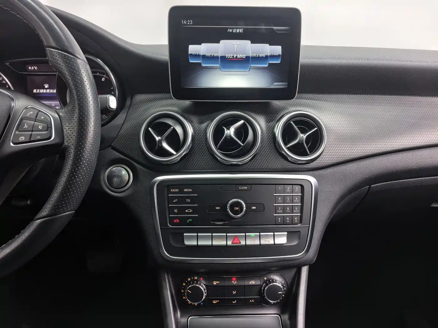 Mercedes-Benz GLA 2018 GLA 200 Fashion фото 10