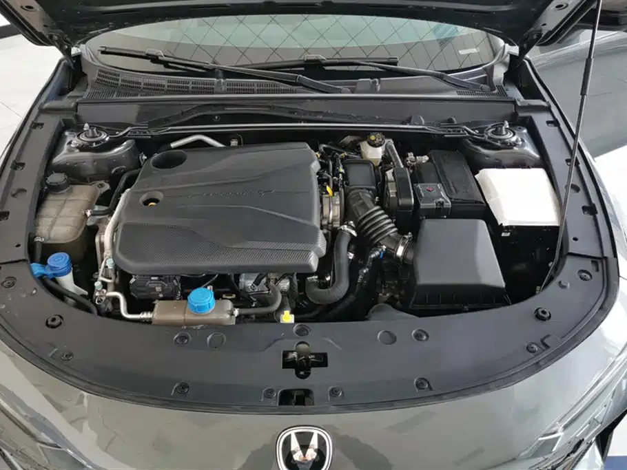 CHANGAN UNI-V