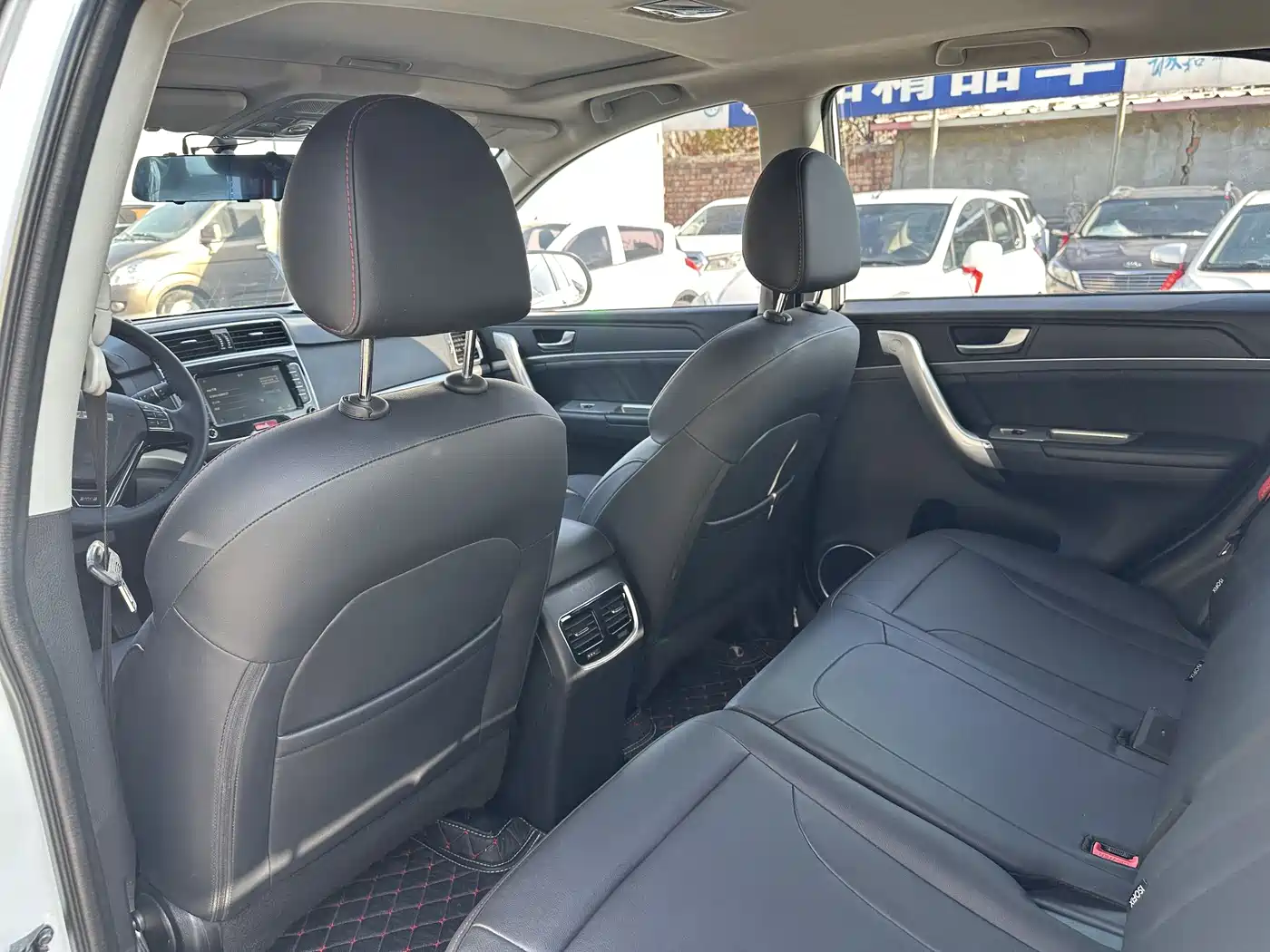 Haval M6 2019 1.5T DCT 2WD Elite Type China VI фото 6