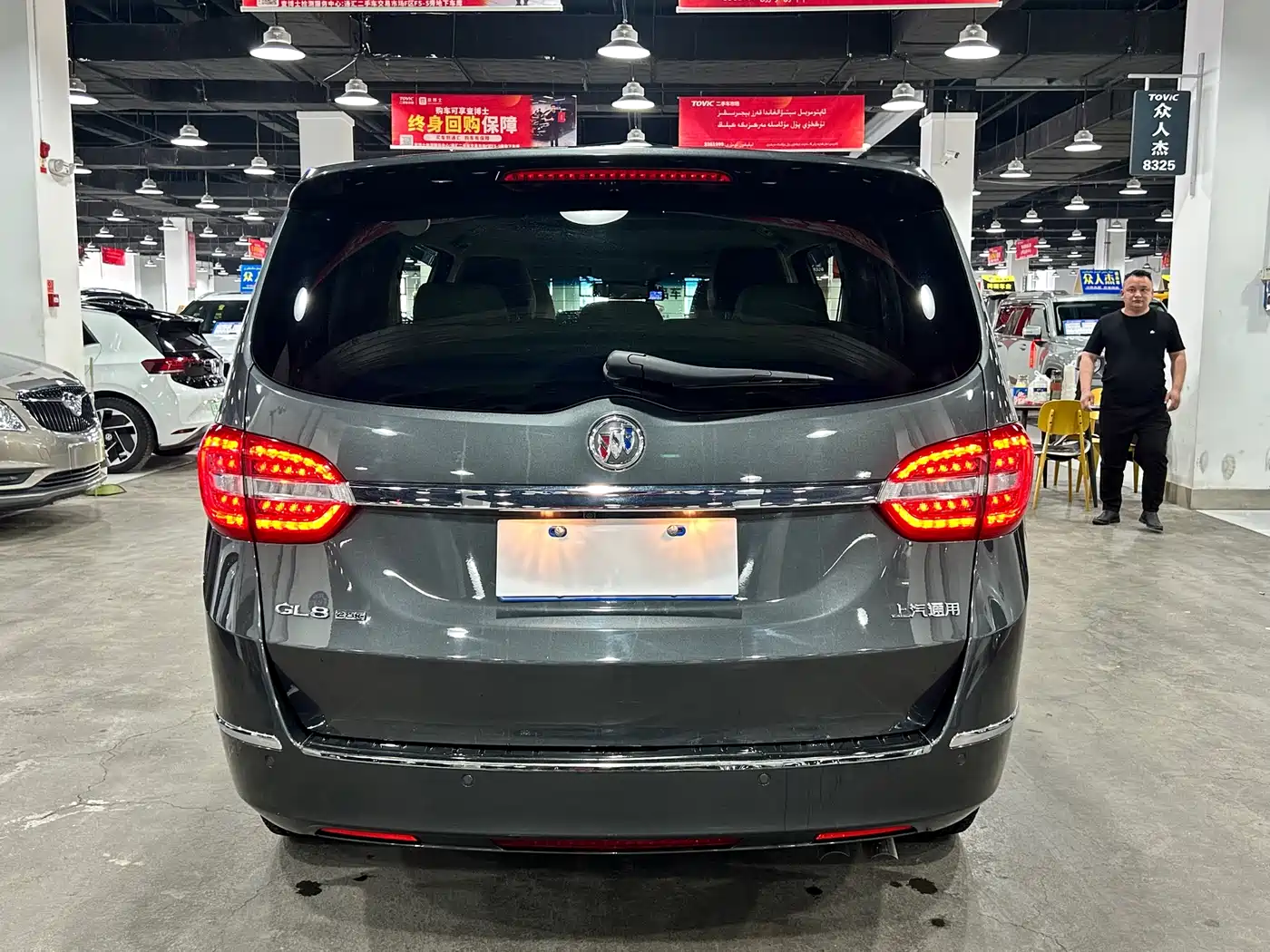 Buick GL8 2018 28T Luxury Model China VI фото 4
