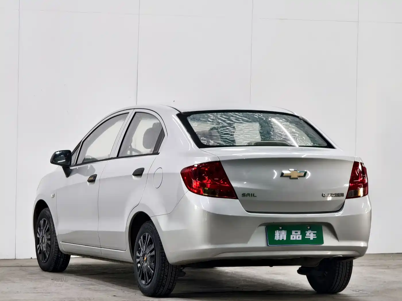 Chevrolet Sail 2013 Sedan 1.4L Manual Ideal Happiness Edition фото 6