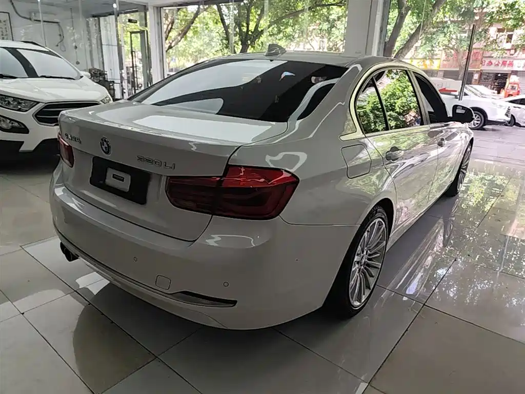BMW 3 Series 2018 320Li Fashion Style фото 7