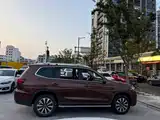 Фото 16 - Roewe RX8
