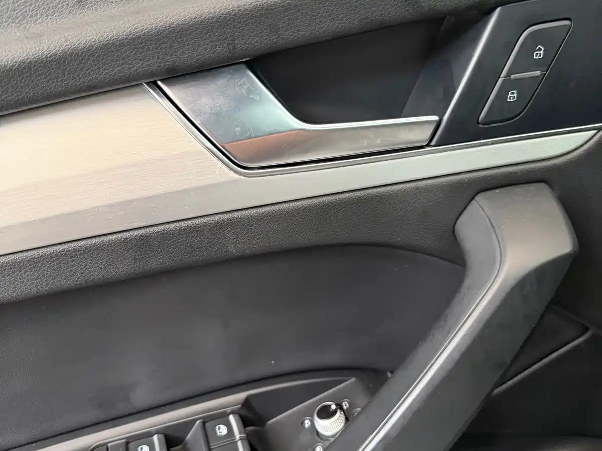 Audi Q5L 2020 40 TFSI Prestige Fashion фото 16