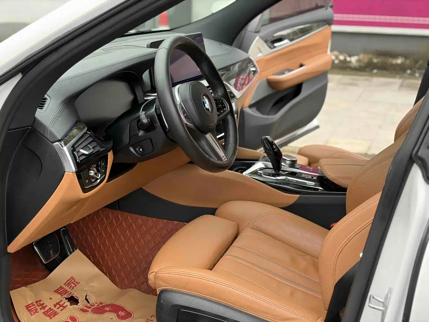 BMW 6 Series GT 2021 630i M Sport Package фото 6