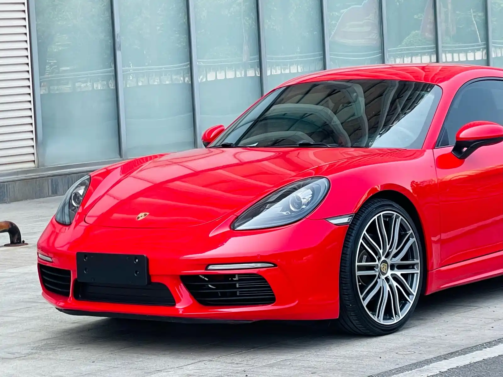 Фото 3 - Porsche 718