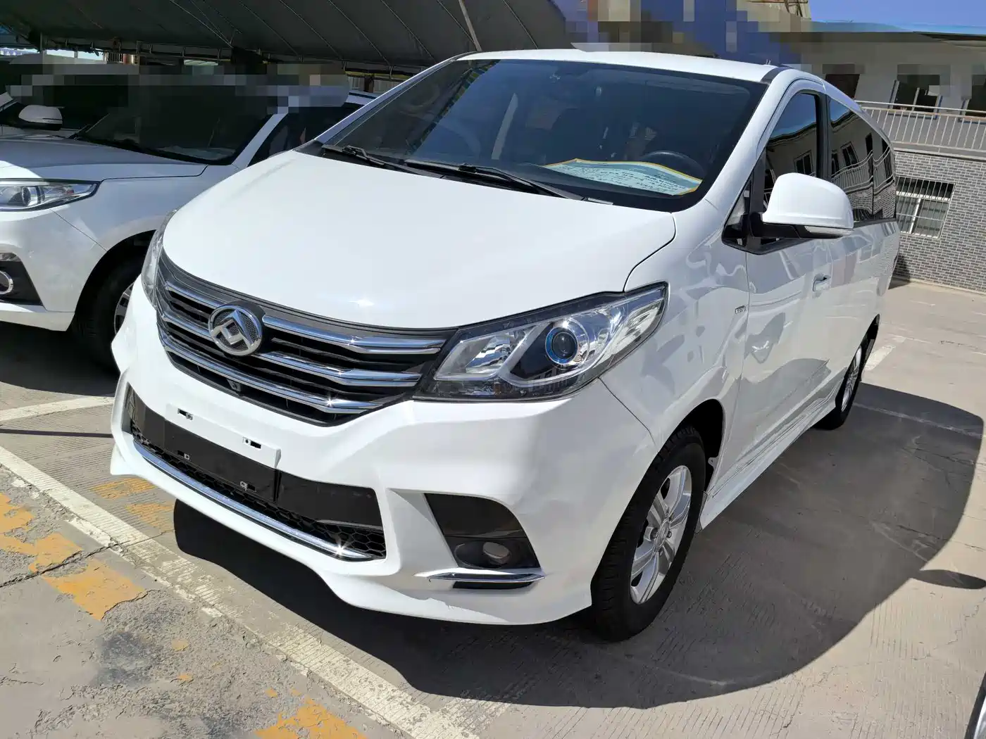 SAIC Maxus Maxus G10 2021 2.0T Automatic Elite Edition Gasoline 7-Seater