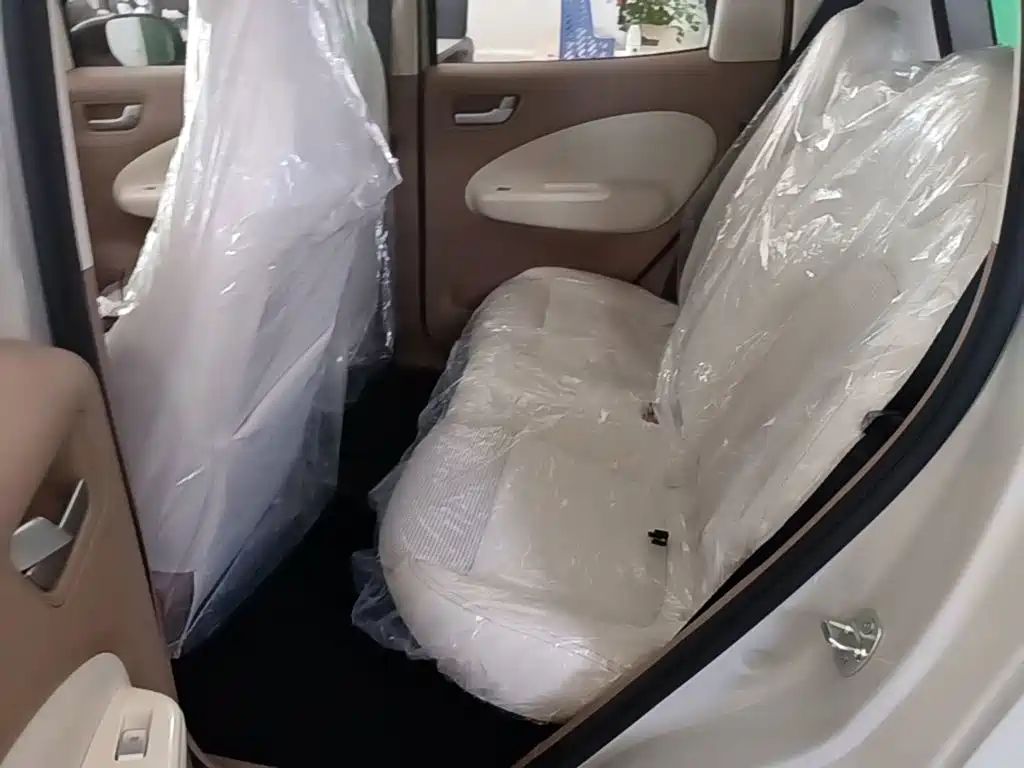 Wuling Motors Hongguang MINIEV 2026 2025 4-Door Advanced