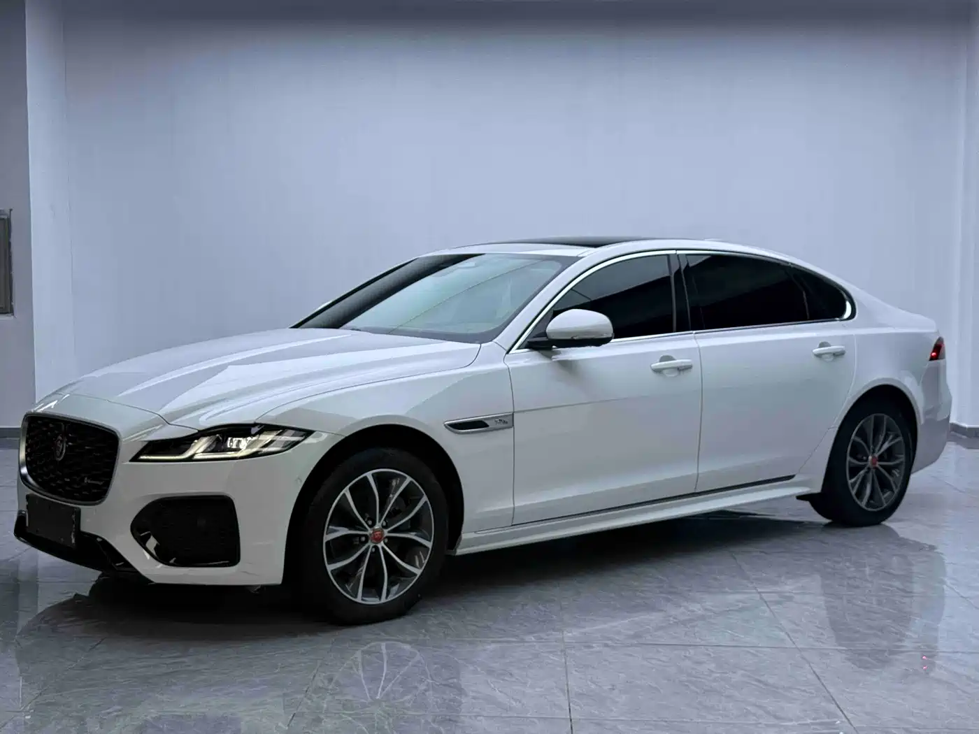 Jaguar XFL 2023 Model XFL 2.0T P250 2WD Elite Sport Edition