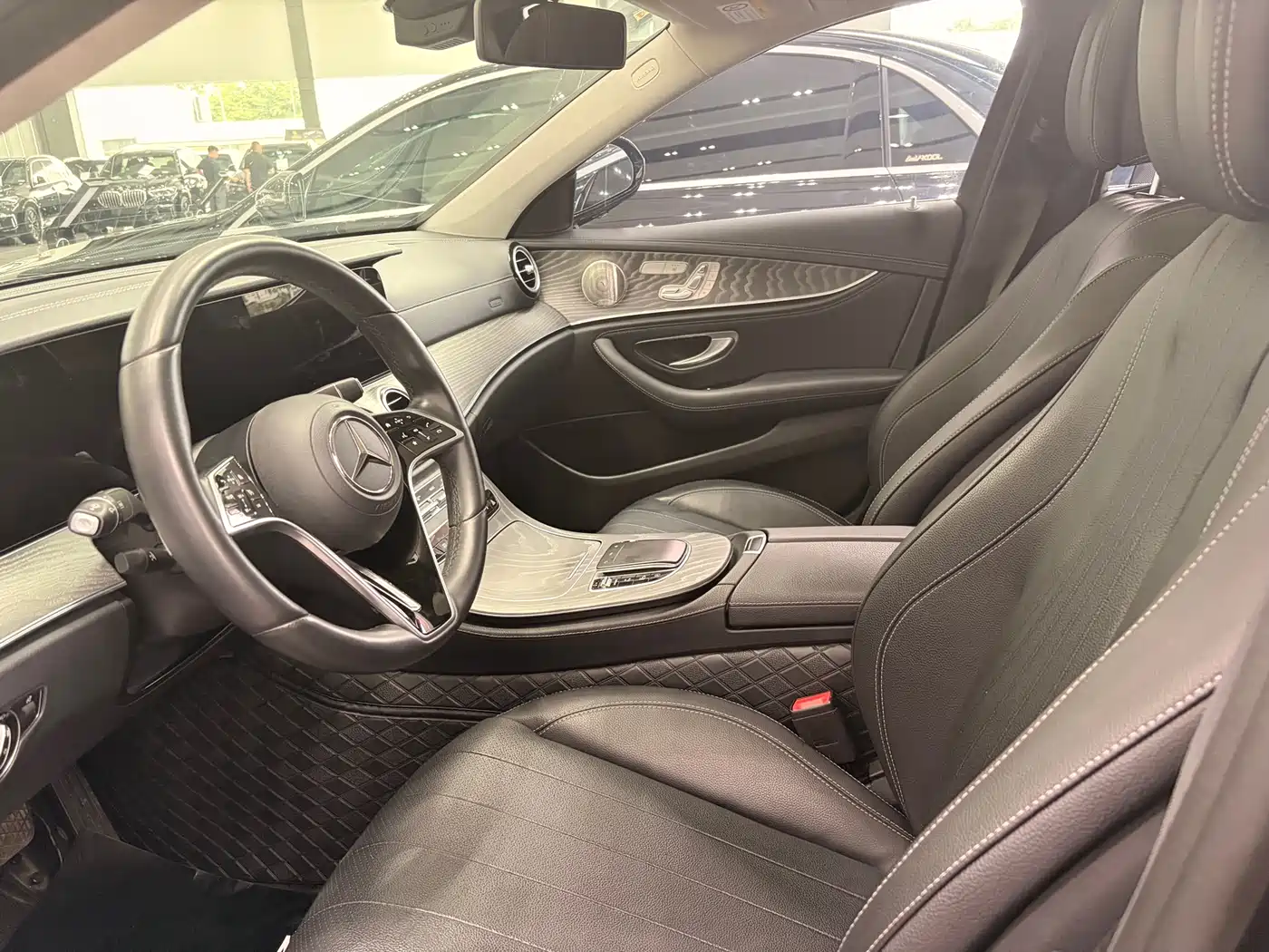 Mercedes-Benz E-Class 2021 E 300 L Luxury фото 4