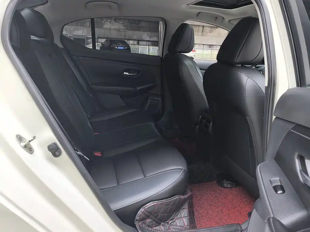 Nissan SYLPHY, миниатюра 17