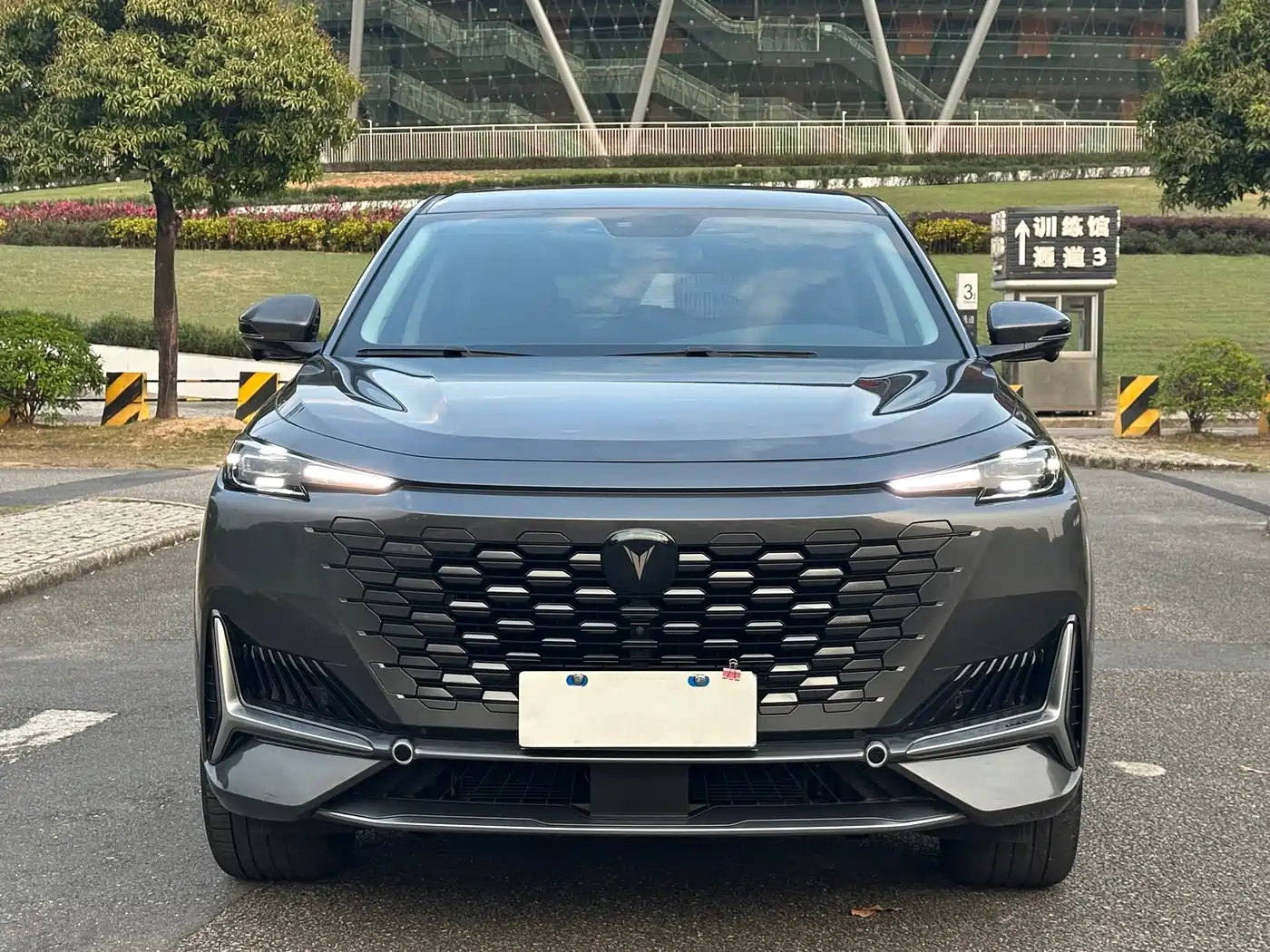 CHANGAN UNI-K