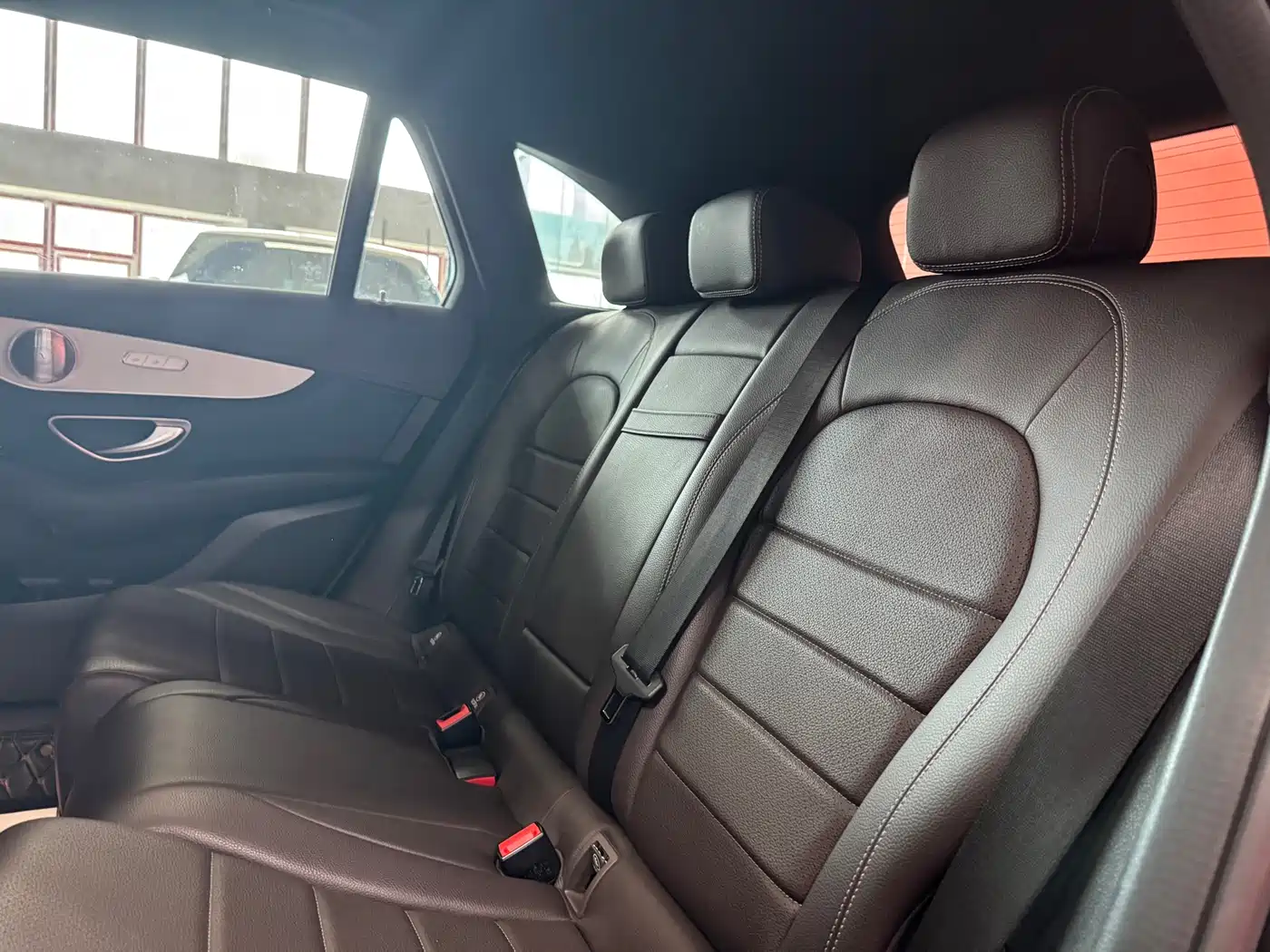 Mercedes-Benz GLC 2020 Facelift GLC 260 L 4MATIC Dynamic фото 16