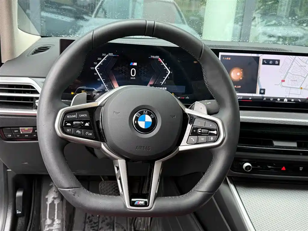 BMW 3 Series 2025 330Li M Sport Night Edition фото 7