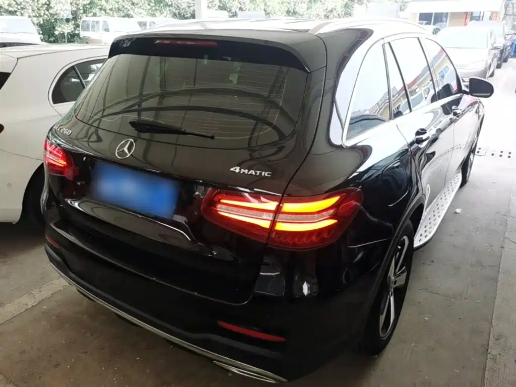 Mercedes-Benz GLC 2018 Facelift GLC 260 4MATIC Luxury фото 7