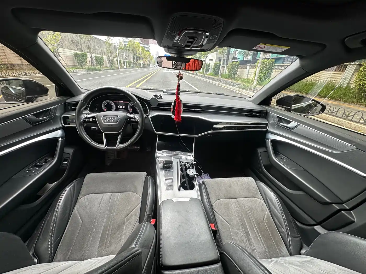 Audi A6L 2022 45 TFSI Premium Elegance фото 9