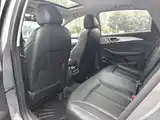 Фото 10 - Roewe i6 MAX EV
