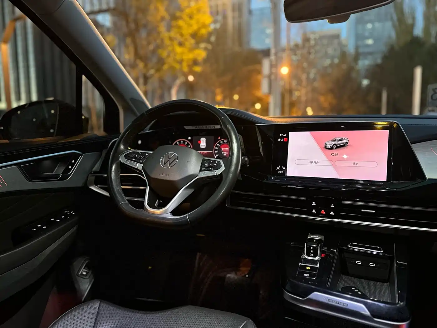 Volkswagen Talagon 2022 380TSI 4WD Luxury Premium Pro Edition 7-Seater фото 6