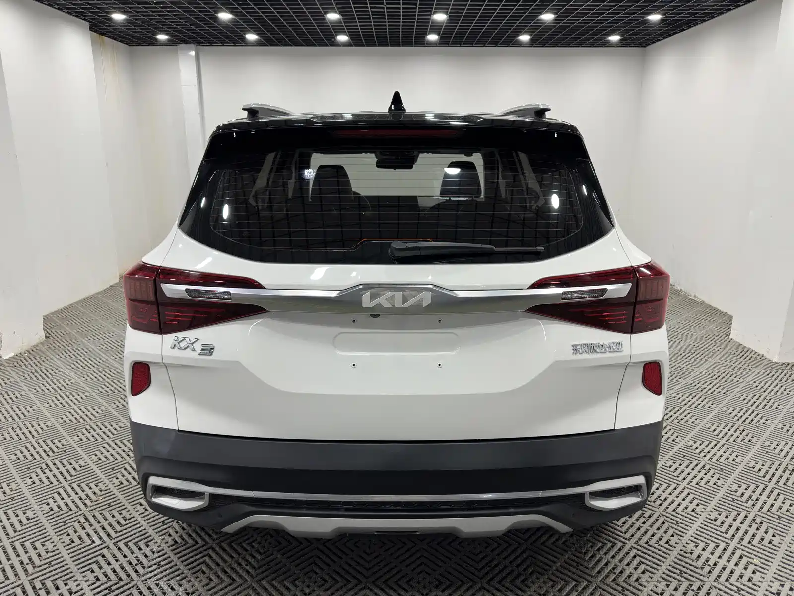 صورة 8 - Kia KX3