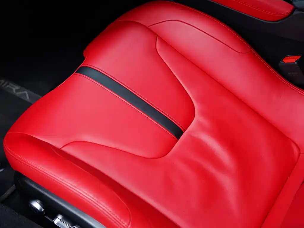Lotus Cars EMIRA 2021 2.0T DCT First Edition фото 32